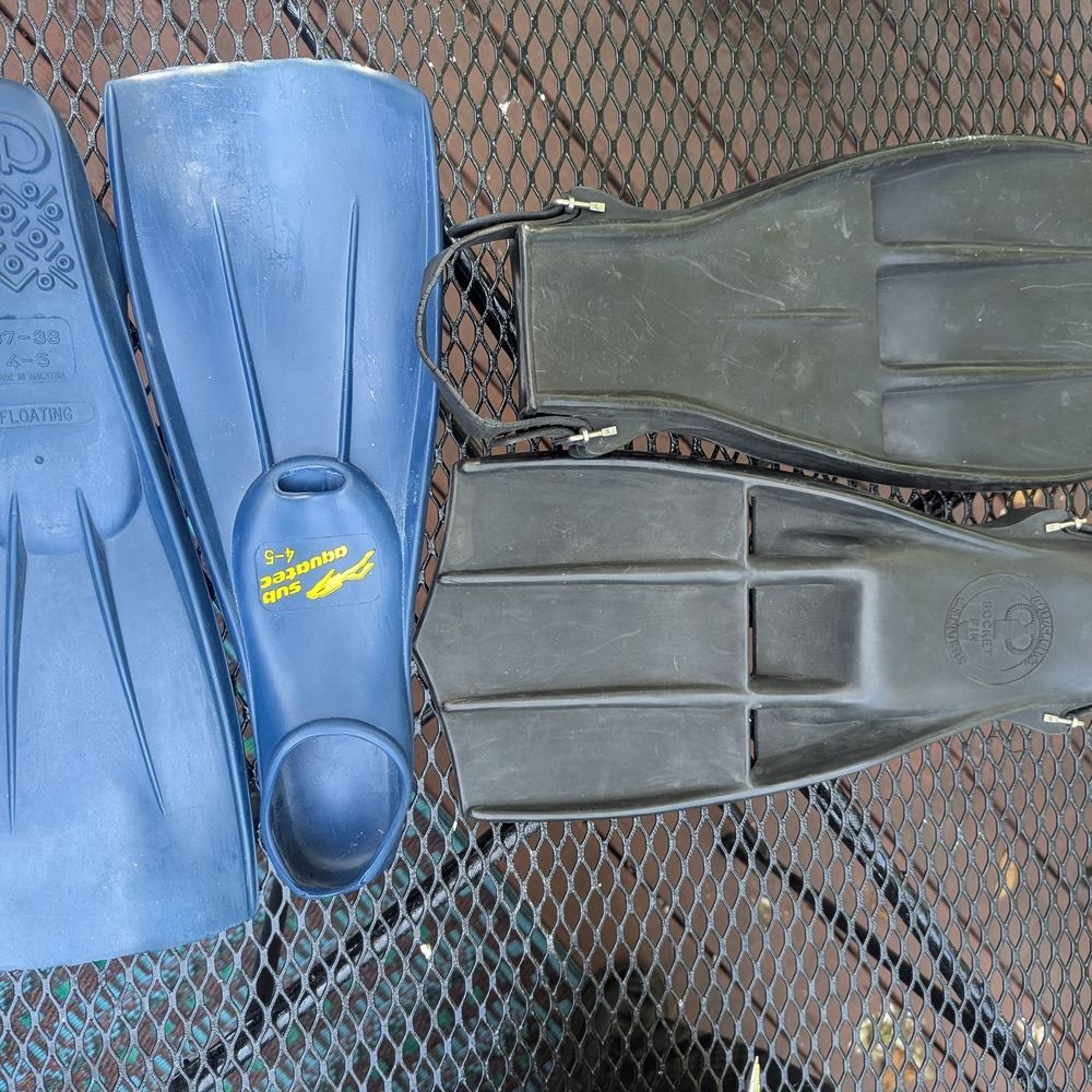 2 Pairs of Scuba Snorkel Fins - Aqua Lung Rocket Fins & Sub Aquatec